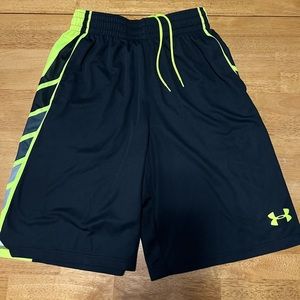 Under Armour Heat Gear Athletic Shorts, tie waist, Sz M